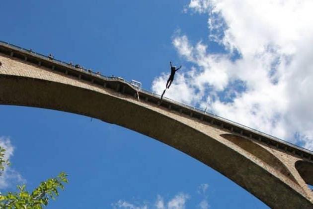 bungee jumping trampoline