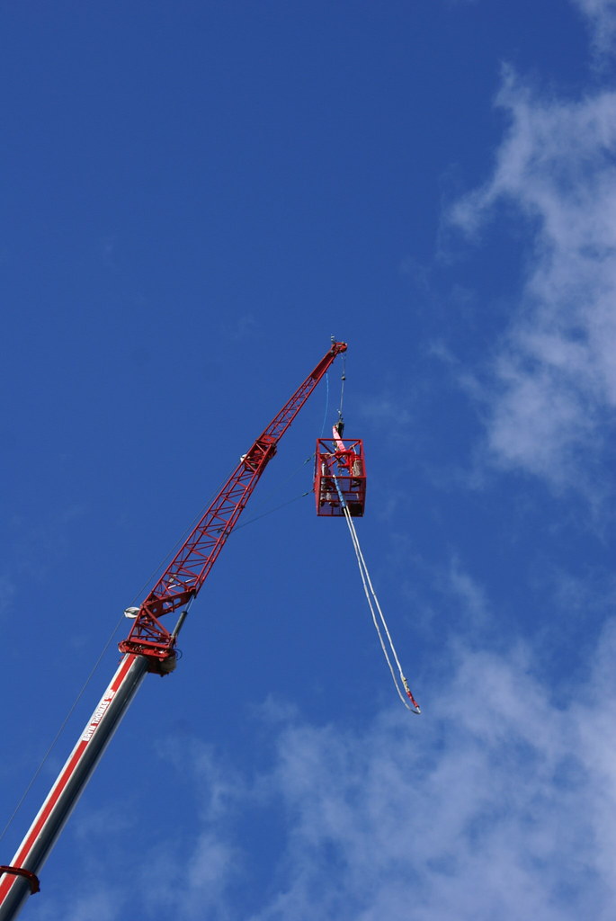 bungee jumping in london