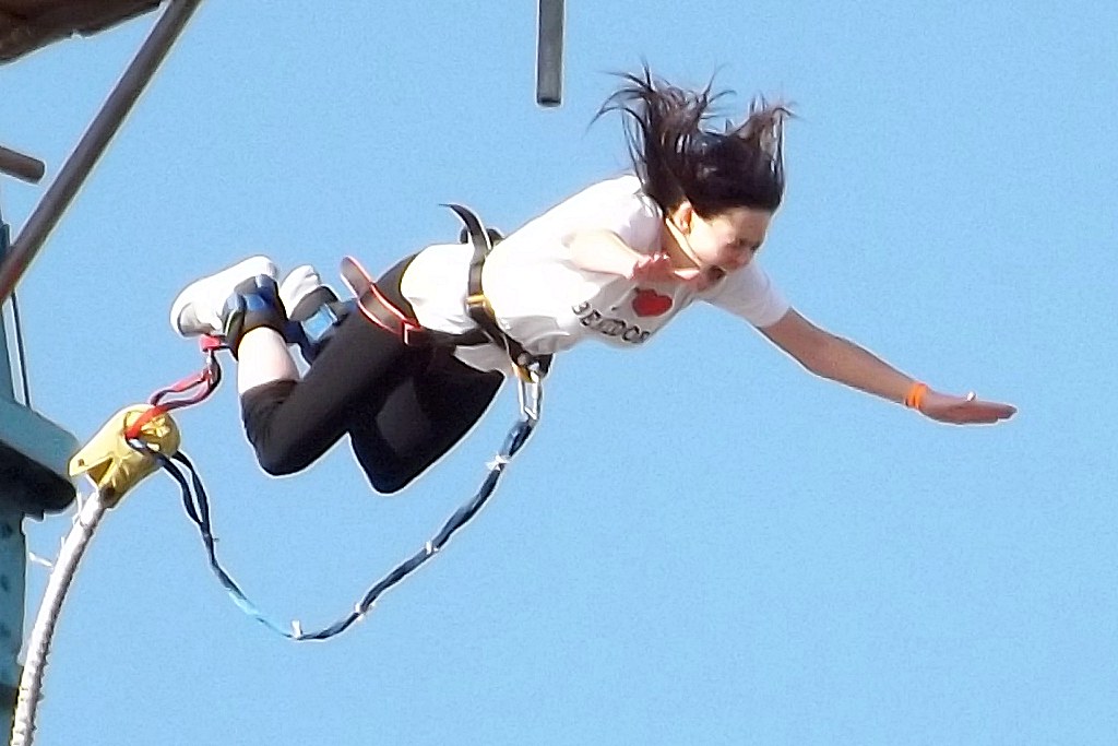 bungee jumping newcastle