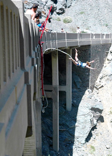 bungee jumping salford quays